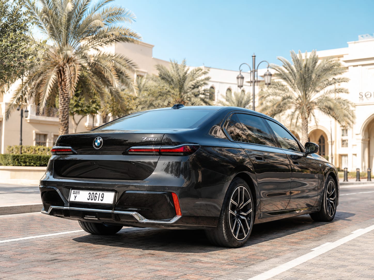 BMW 735i M Sport 5