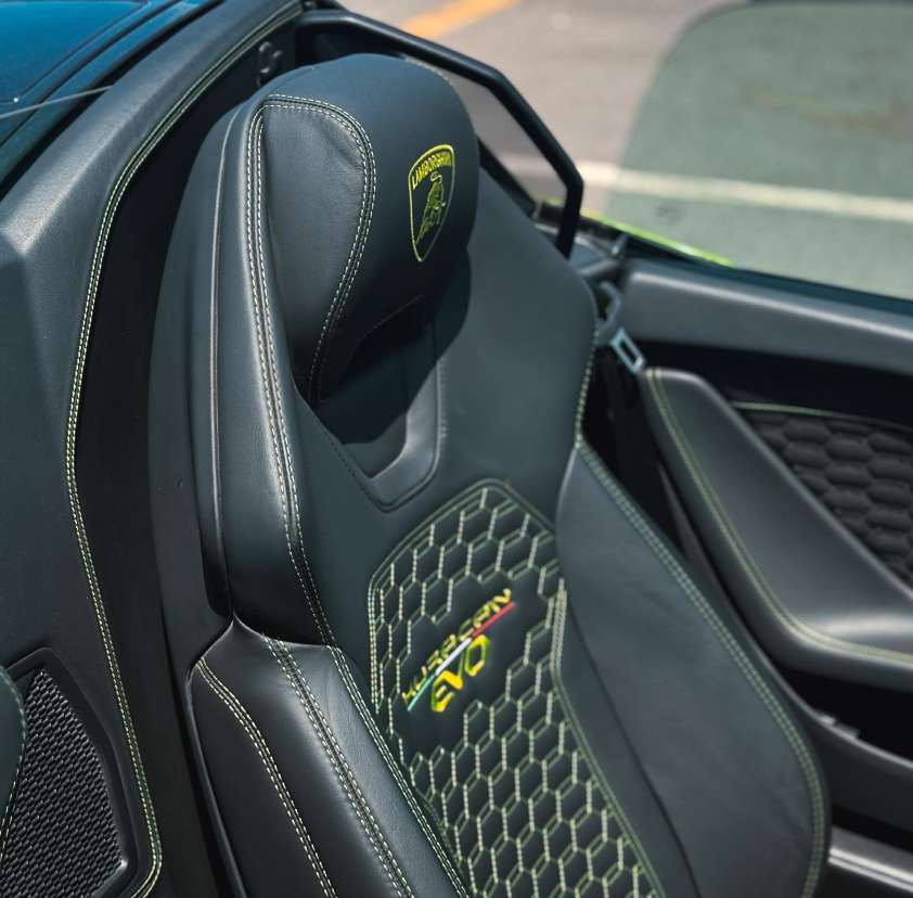 Lamborghini Huracan EVO Spyder 8