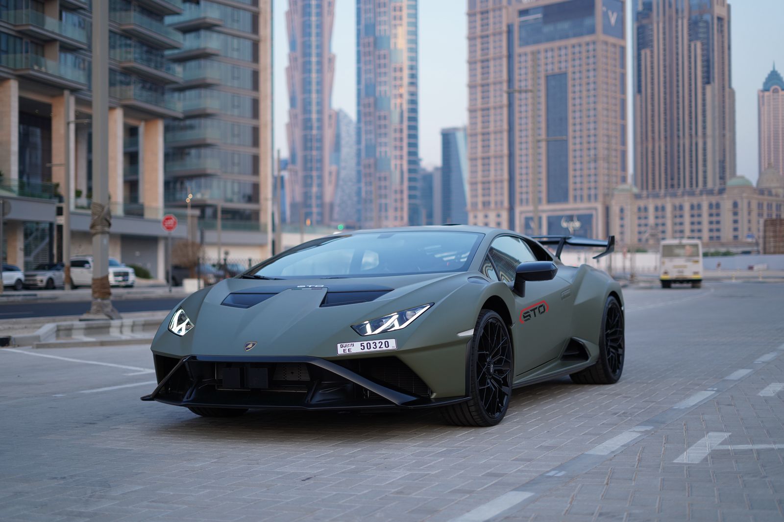 Lamborghini Huracan STO 4