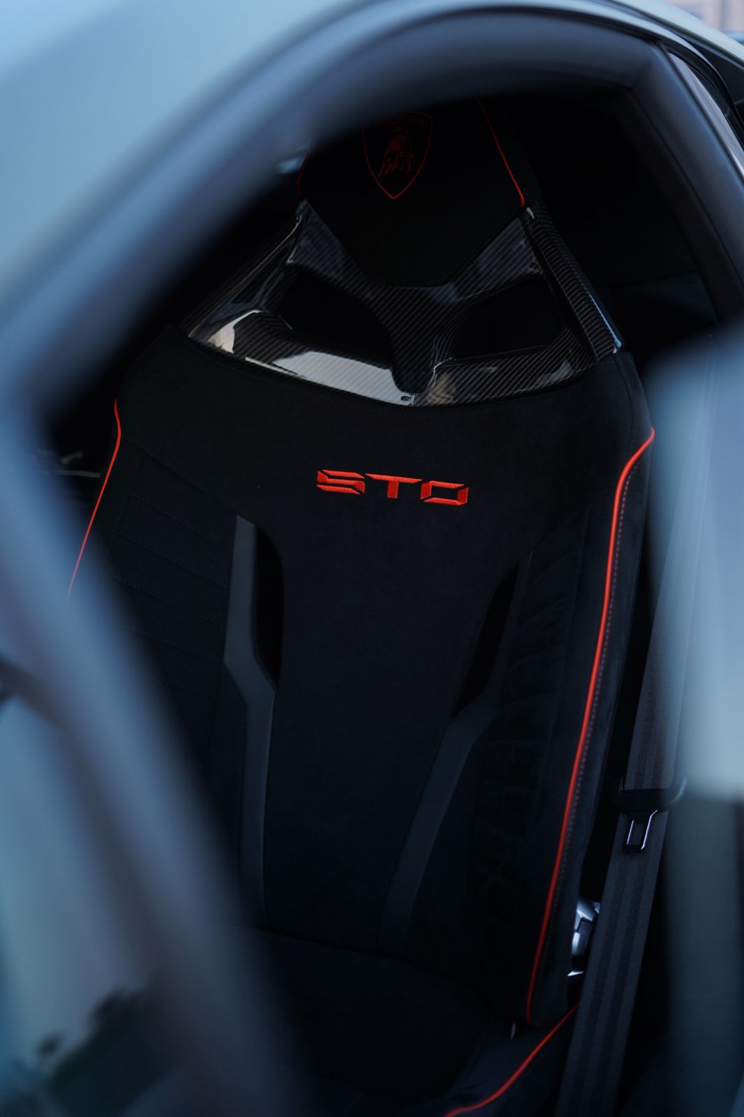 Lamborghini Huracan STO 10