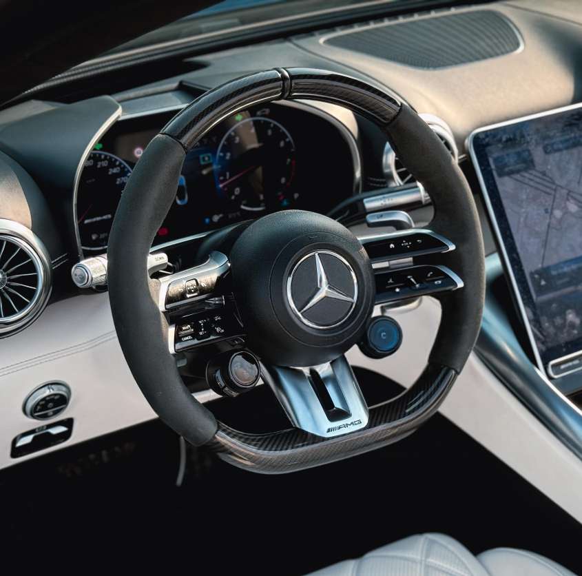 Mercedes-AMG SL 63 Roadster 3